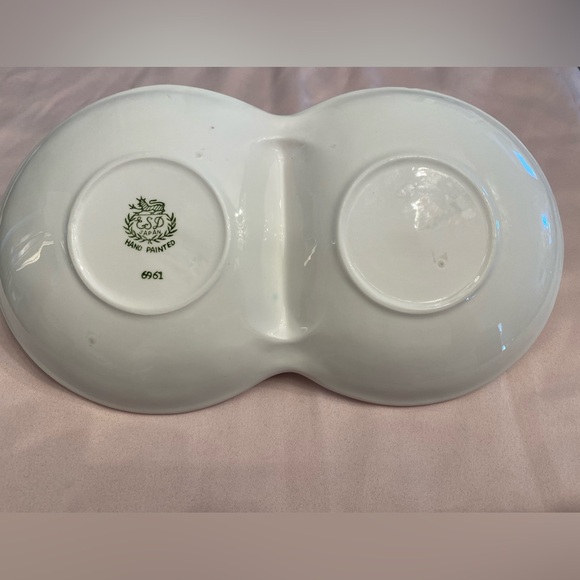 ESD JAPAN HAND PAINTED CERAMIC DOUBLE DISH WITH ROSE DECOR AND ROSE HANDLE - Picture 3 of 7